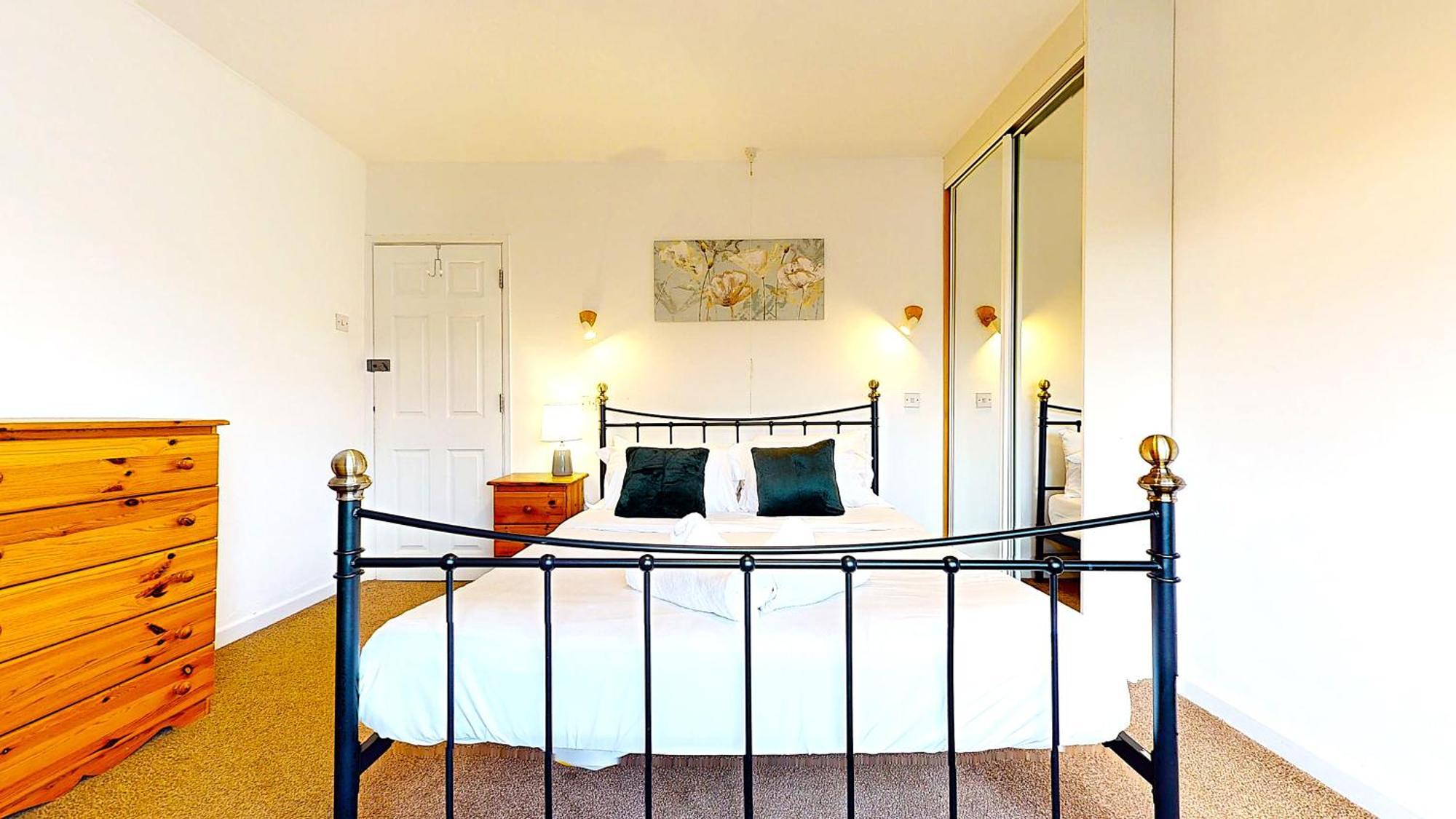 Sleeps 10, Free Parking, Close To Science Park, King Size Bed Milton  Exteriör bild